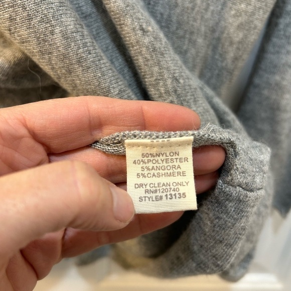 Mystree Gray Lightweight Casual Sweater Women Size M Pleasant Easygoing Comfort - Picture 6 of 6